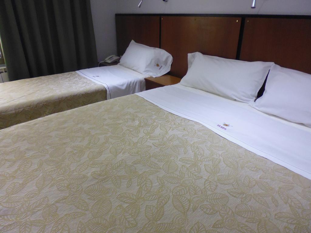 Hotel Athos Buenos Aires Exteriör bild