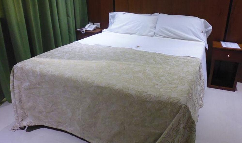 Hotel Athos Buenos Aires Exteriör bild